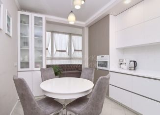 Продам 3-комнатную квартиру, 82.9 м2, Тюмень, улица Федюнинского, 30к2, ЖК Ожогино