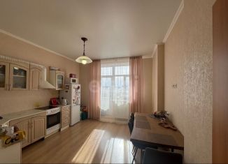 Сдается в аренду 1-комнатная квартира, 65 м2, Тюменская область, улица Малыгина, 90