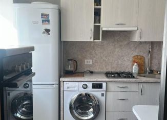 Продается 2-ком. квартира, 41.6 м2, Республика Башкортостан, проспект Октября, 48