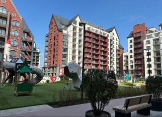 Продам трехкомнатную квартиру, 151.8 м2, Калининград