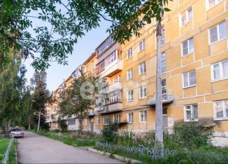 Продам 1-комнатную квартиру, 30 м2, Златоуст, Зелёная улица, 28