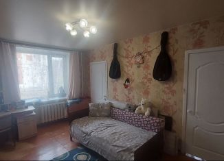 Продается 3-ком. квартира, 30.5 м2, Глазов, улица Энгельса, 27