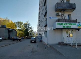 Продажа 2-ком. квартиры, 45.1 м2, Киров, улица Дзержинского, 64