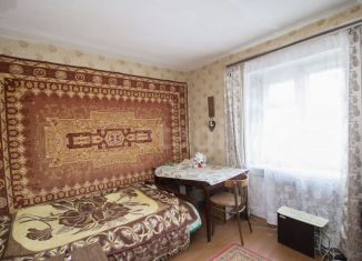 Продается двухкомнатная квартира, 52.8 м2, Калужская область, улица Баррикад, 121