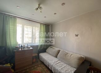 Продаю комнату, 17.4 м2, Дзержинск, Молодёжная улица, 17