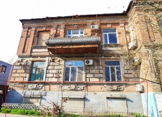 Продам помещение свободного назначения, 100 м2, Новочеркасск, Баклановский проспект, 44