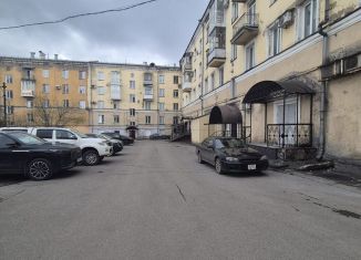 Продается двухкомнатная квартира, 63.3 м2, Новокузнецк, улица Ленина, 40