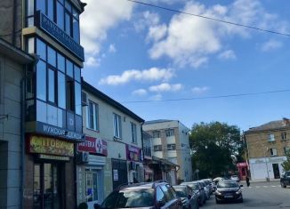 Сдается в аренду помещение свободного назначения, 100 м2, Махачкала, улица Магомеда Ярагского, 80Г, Советский район