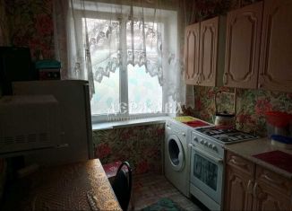 2-комнатная квартира на продажу, 43 м2, Старый Оскол, микрорайон Молодогвардеец, 13