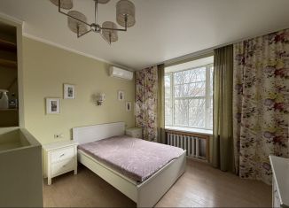 Продам четырехкомнатную квартиру, 95 м2, Москва, Зубовский бульвар, 16-20с1, метро Парк культуры