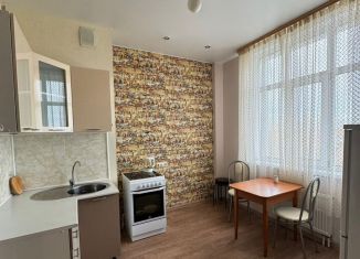 Сдам однокомнатную квартиру, 38 м2, Сыктывкар, улица Клары Цеткин, 2