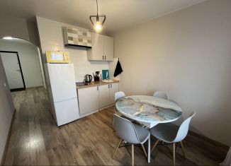 Продам 1-комнатную квартиру, 40.3 м2, Калининград, улица Генерала Павлова, 18, Московский район