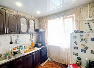 Продается 2-комнатная квартира, 45.7 м2, Мурманск, улица Свердлова, 12к4, Ленинский округ