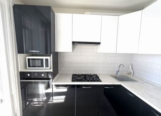 Сдается 1-ком. квартира, 45 м2, Чебоксары, проспект Тракторостроителей, 66