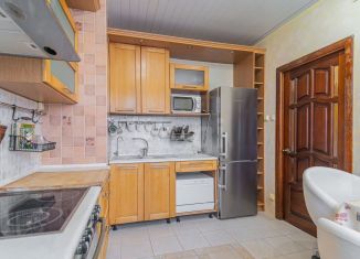 Сдам трехкомнатную квартиру, 90.5 м2, Санкт-Петербург, Коломяжский проспект, 26, метро Комендантский проспект