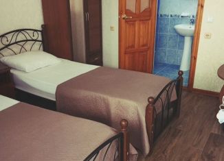 Сдается в аренду комната, 15 м2, Сочи, улица Ленина, 65