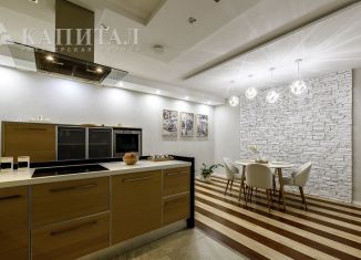 Продаю 4-комнатную квартиру, 115.7 м2, Екатеринбург, улица Крылова, 35