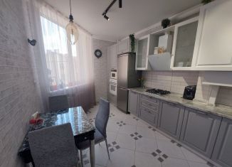 Продам четырехкомнатную квартиру, 95.6 м2, Анапа, улица Крылова, 113