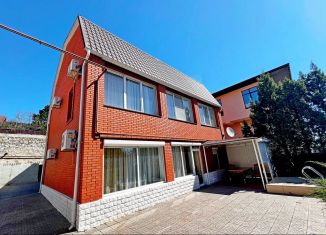 Сдается в аренду дом, 350 м2, Ялта, переулок Мичурина, 17