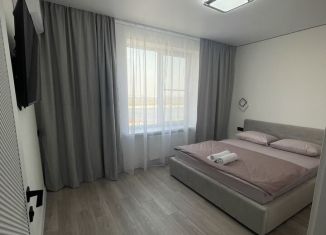 Сдам в аренду двухкомнатную квартиру, 64 м2, Астраханская область, улица Чехова, 96