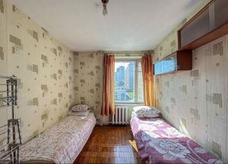 Продам 2-ком. квартиру, 37.9 м2, Москва, Уральская улица, 17, ВАО