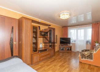 Продажа 2-комнатной квартиры, 45.7 м2, Челябинск, улица Кирова, 9к2, Калининский район