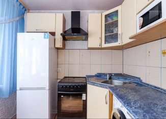 Продам двухкомнатную квартиру, 46 м2, Благовещенск, улица Чайковского, 61