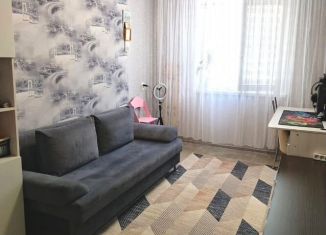 Продам 2-комнатную квартиру, 43 м2, Челябинск, улица Дзержинского, 85