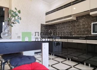 Продается 1-ком. квартира, 37.4 м2, Новороссийск, Южная улица, 27