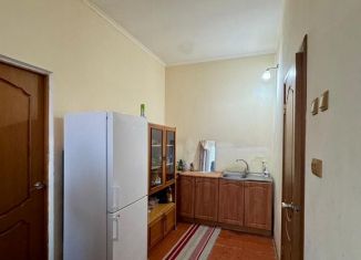 Продам двухкомнатную квартиру, 44 м2, Симферополь, улица Володарского, 9