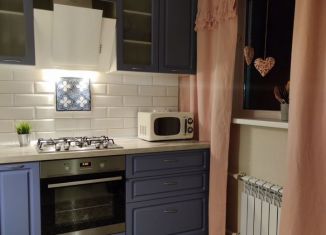 Продается трехкомнатная квартира, 55 м2, Мурманская область, Гвардейская улица, 41