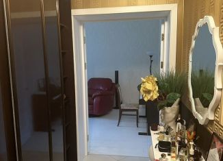 Сдам 2-комнатную квартиру, 75 м2, Пермь, Советская улица, 3