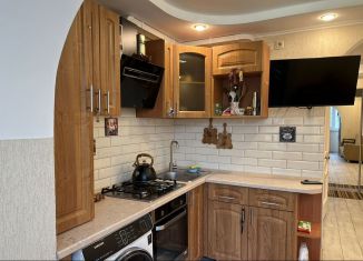 Продам 3-комнатную квартиру, 75 м2, Туапсе, Новороссийское шоссе, 3