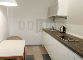 Аренда однокомнатной квартиры, 30 м2, Екатеринбург, улица Шаумяна, 103к1