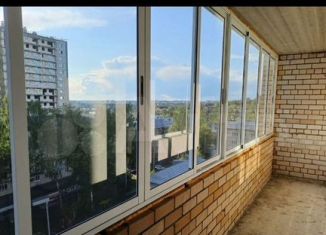 Продается 2-комнатная квартира, 51 м2, Киров, Преображенская улица, 95