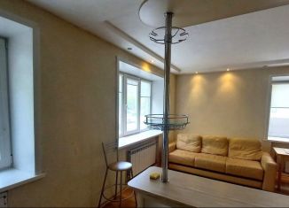 Сдаю 1-ком. квартиру, 30 м2, Архангельск, Троицкий проспект, 140к1, Октябрьский округ