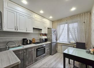 Продается 3-ком. квартира, 56.7 м2, Елабуга, улица Хирурга Нечаева, 11