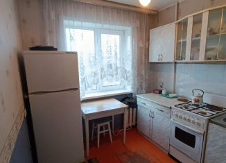 Сдам в аренду 1-ком. квартиру, 32 м2, Курган, Пролетарская улица, 44