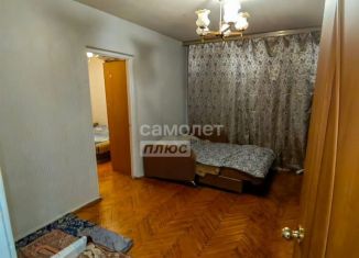Продаю трехкомнатную квартиру, 50.1 м2, Москва, улица 50 лет Октября, 5, ЗАО