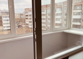 Продам 3-ком. квартиру, 72.2 м2, Березники, Набережная улица, 25