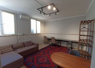 Сдача в аренду офиса, 30 м2, Махачкала, улица Коркмасова, 40, Советский внутригородской район