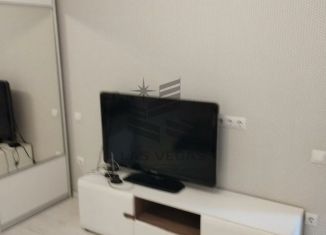 Сдается в аренду трехкомнатная квартира, 60 м2, Сочи, Нагорная улица, 16, микрорайон Центральный