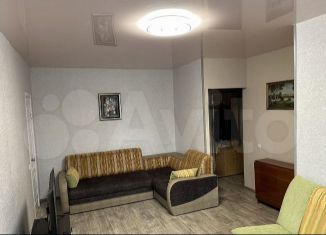 Продаю 2-комнатную квартиру, 42.7 м2, Краснотурьинск, улица Радищева, 7