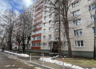Продажа 3-комнатной квартиры, 58 м2, Москва, улица 50 лет Октября, 5, ЗАО