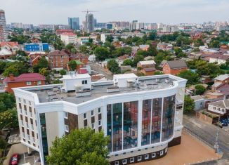 Сдается квартира студия, 38 м2, Краснодар, улица Горького, 190, микрорайон Центральный