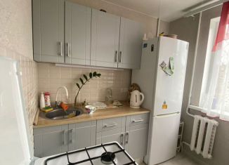 Сдаю 2-комнатную квартиру, 48 м2, Ревда, улица Карла Либкнехта, 58