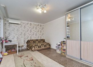 Продажа 3-ком. квартиры, 70 м2, Краснодар, Ставропольская улица, 170, микрорайон Дубинка
