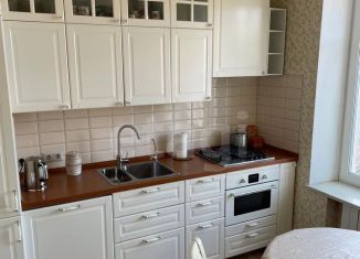 Продам двухкомнатную квартиру, 53 м2, Санкт-Петербург, улица Гастелло, 10, метро Московская