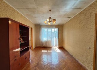 Продам трехкомнатную квартиру, 56 м2, Краснодар, Славянская улица, 65