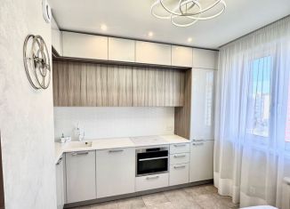 Трехкомнатная квартира на продажу, 75.2 м2, Москва, Мичуринский проспект, район Раменки